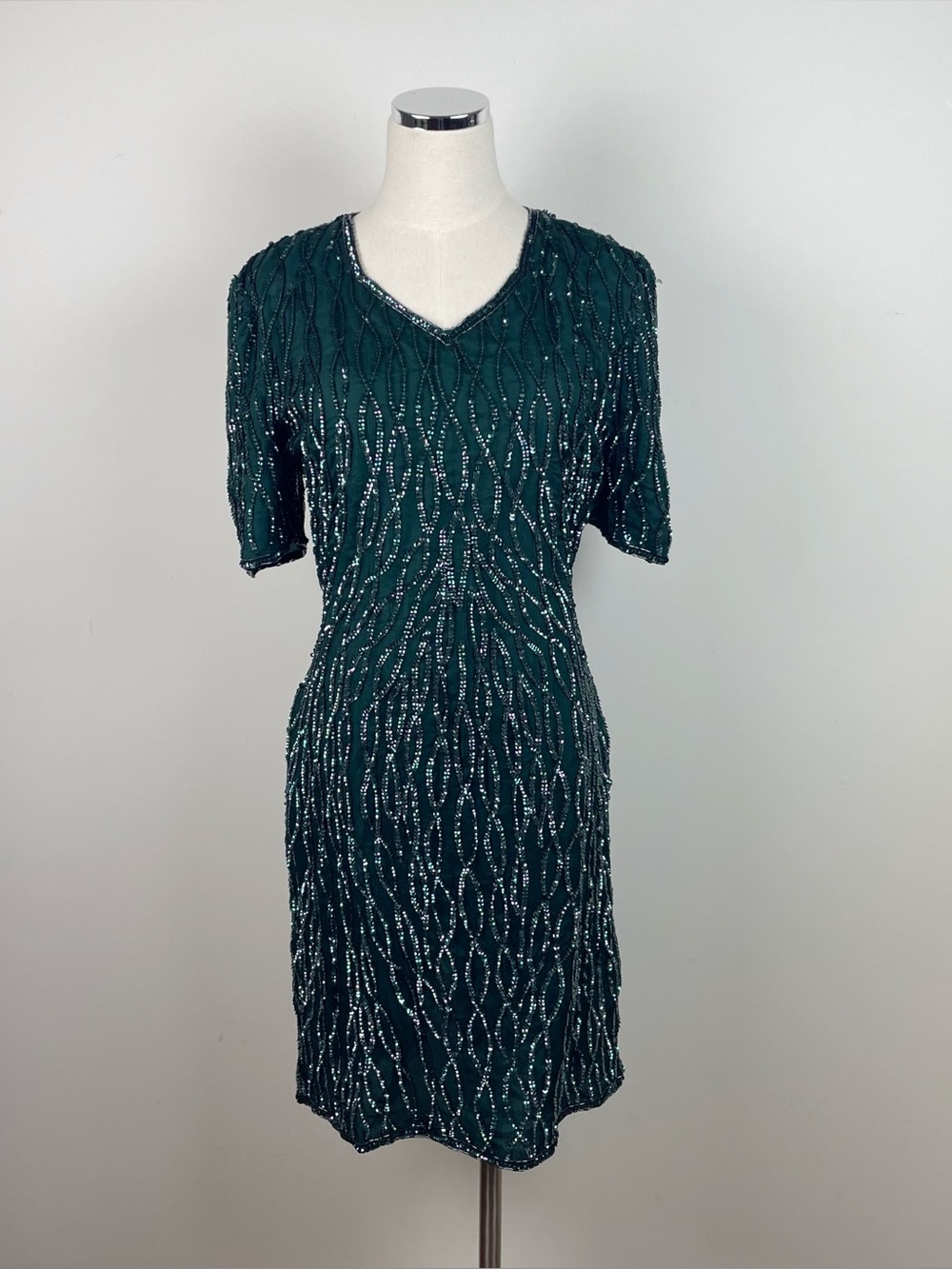 Mark & John By Sam Green Iridescent Sequin Silk Glam Cocktail Party Dress